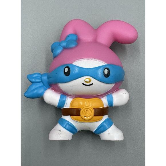 McDonald's Hello Kitty TMNT 3 Hello Kitty Figures Set Of 2 - Picture 3 of 8